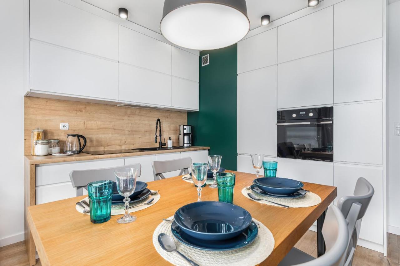 Apartamenty Wyspa Solna By Noclegi Renters Kolobrzeg Ngoại thất bức ảnh