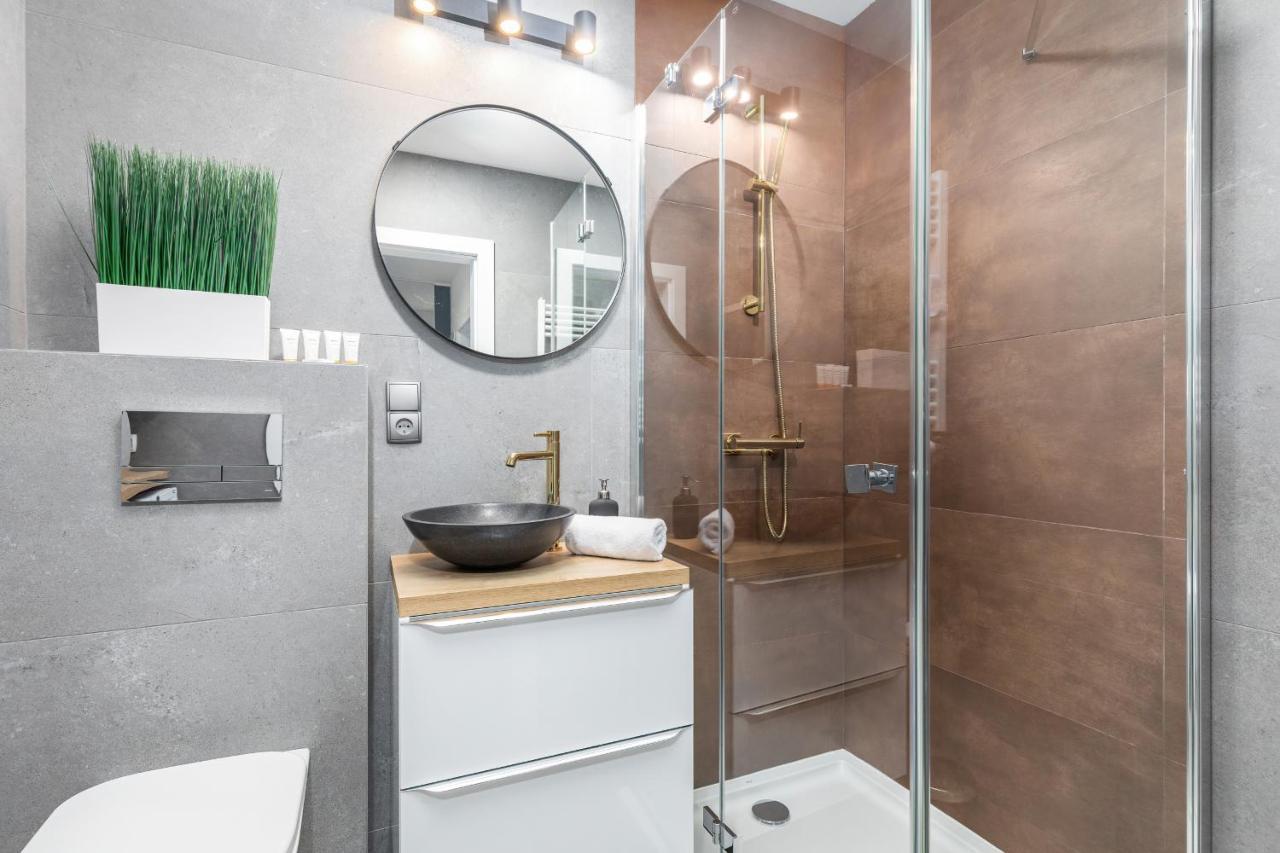 Apartamenty Wyspa Solna By Noclegi Renters Kolobrzeg Ngoại thất bức ảnh